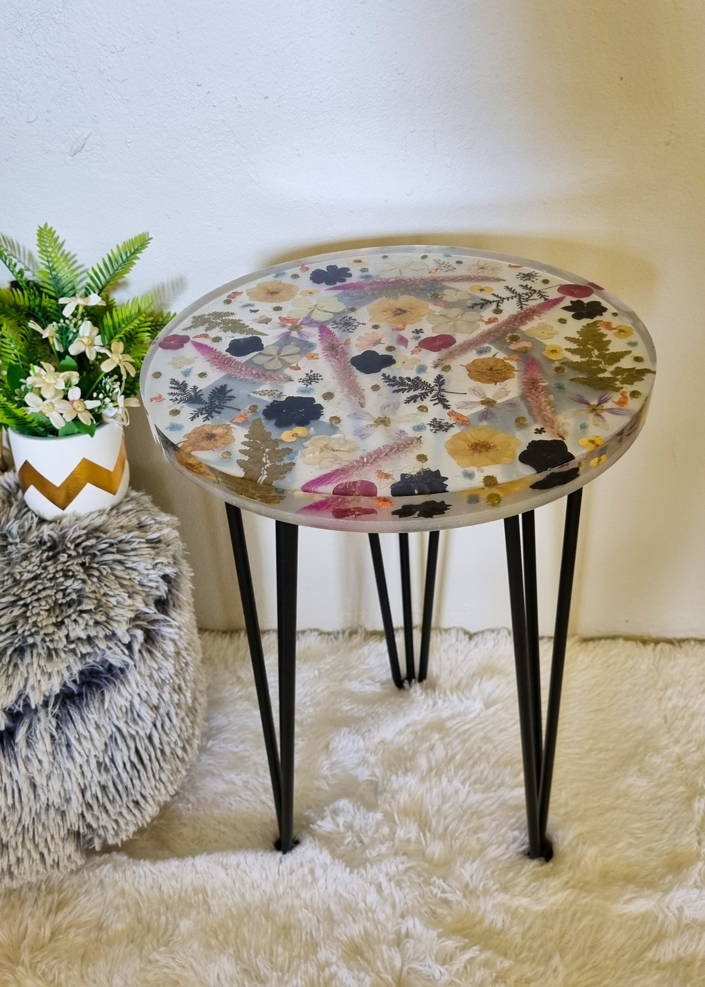 Flower & Fire Glass Accent Table